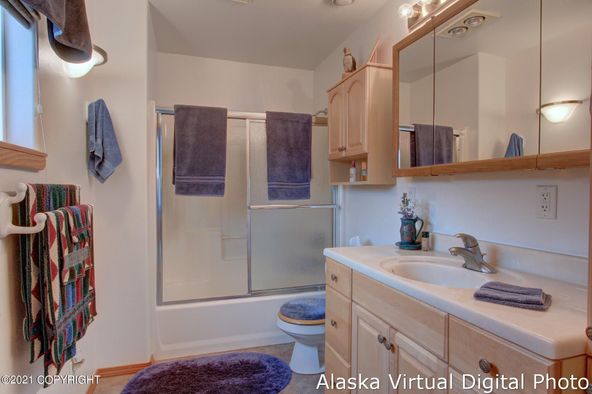 32596 Nash Rd, Seward, AK 99664